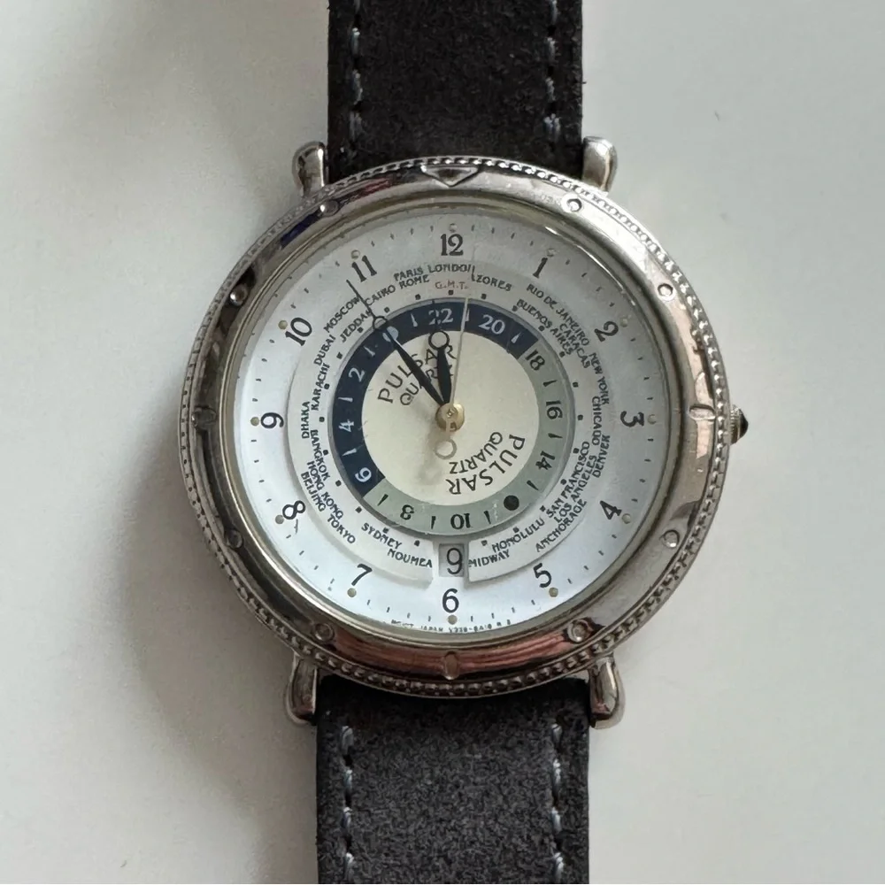 Men’s Vintage Pulsar World Time 38mm watch - Picture 1 of 5